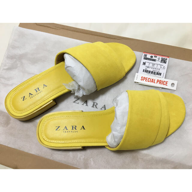 ZARA(ザラ)の新品未使用 ZARA 完売品 フラットサンダル レディースの靴/シューズ(サンダル)の商品写真