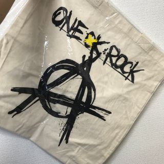 ワンオクロック(ONE OK ROCK)の新品未開封 ONE OK ROCK トートバッグ(ミュージシャン)