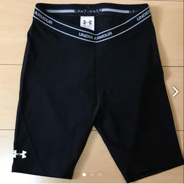 UNDER ARMOUR(アンダーアーマー)の【UNDER ARMOUR】インナーパンツ(used) スポーツ/アウトドアのトレーニング/エクササイズ(その他)の商品写真