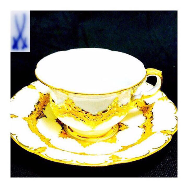 【新品本物】 MEISSEN - レア!!マイセン Meissen 本金 宮廷の小花 カップ&ソーサー 陶芸 【新品本物】 MEISSEN - レア!!マイセン Meissen 本金 宮廷の小花 カップ&ソーサー 陶芸