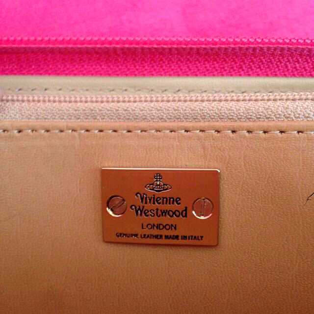 Vivienne Westwood(ヴィヴィアンウエストウッド)のヴィヴィアン♡長財布 レディースのファッション小物(財布)の商品写真