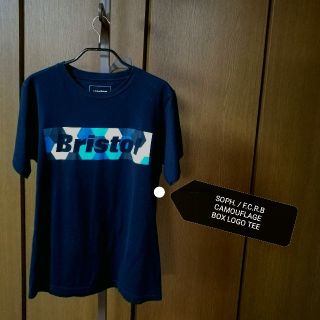 エフシーアールビー(F.C.R.B.)の胸トラップしたくない　　　　　　　　　　　　FCRB ボックスロゴTシャツ (Tシャツ/カットソー(半袖/袖なし))