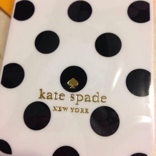 ケイトスペードニューヨーク(kate spade new york)のKateSpade iPhone5s白(モバイルケース/カバー)