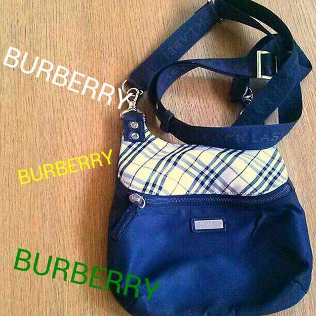 BURBERRY(バーバリー)のBURBERRY BLACK LABEL レディースのバッグ(ショルダーバッグ)の商品写真