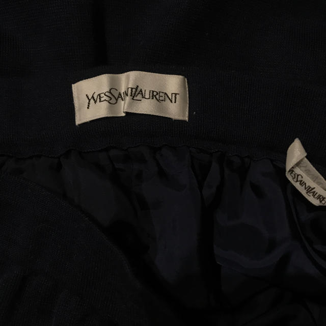 Saint Laurent(サンローラン)のイヴ・サンローラン 膝丈スカート レディースのスカート(ひざ丈スカート)の商品写真