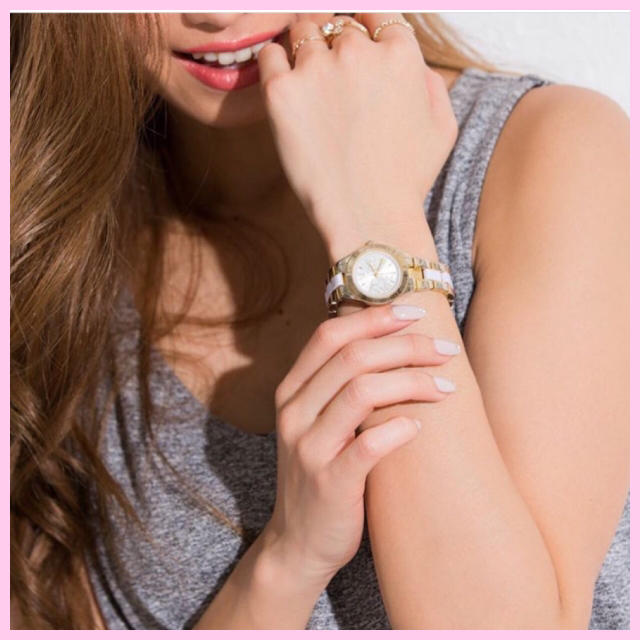 rienda(リエンダ)のweb限定ゴールドメタルクロノwatch レディースのファッション小物(腕時計)の商品写真
