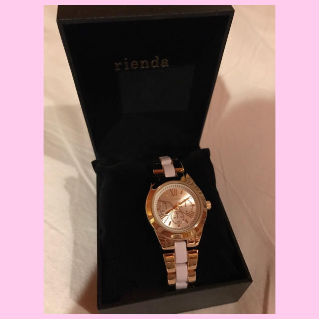 rienda(リエンダ)のweb限定ゴールドメタルクロノwatch レディースのファッション小物(腕時計)の商品写真