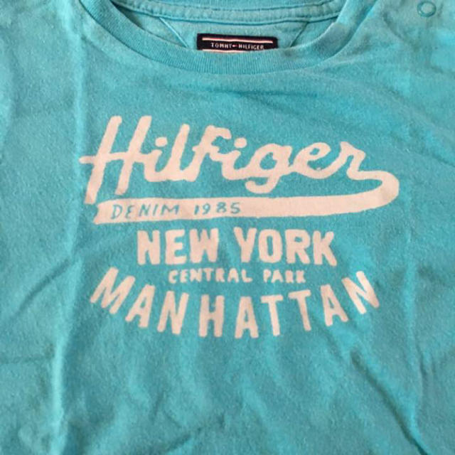 TOMMY HILFIGER(トミーヒルフィガー)のトミーヒルフィガー★90㎝ Tシャツ キッズ/ベビー/マタニティのキッズ服男の子用(90cm~)(Tシャツ/カットソー)の商品写真