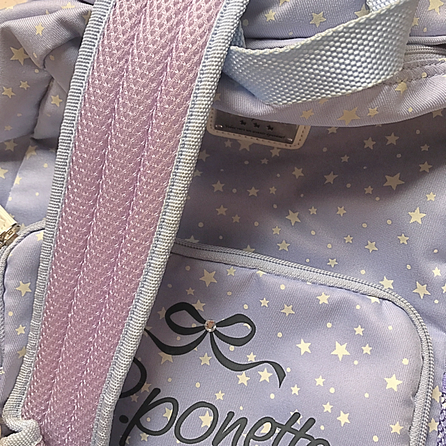 pom ponette(ポンポネット)のポンポネット 星柄リュック キッズ/ベビー/マタニティのこども用バッグ(リュックサック)の商品写真