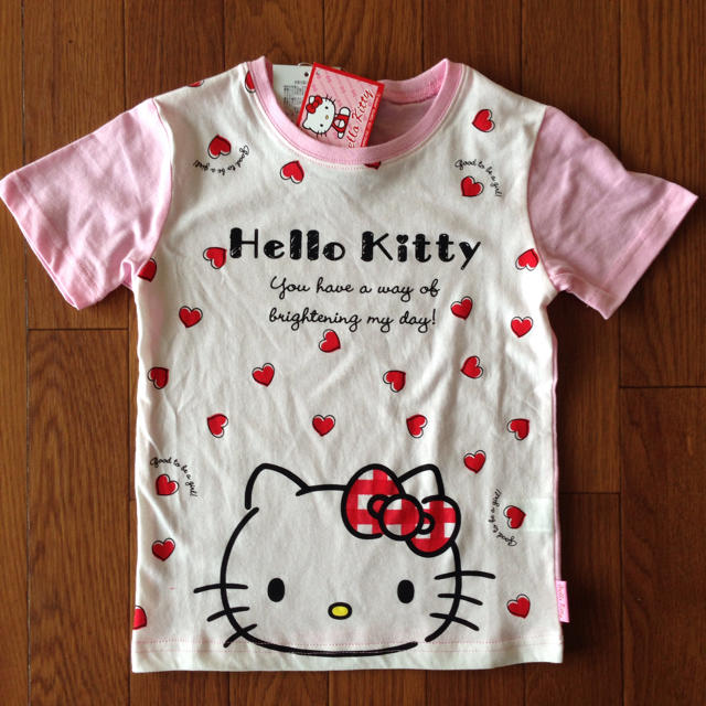 サンリオ(サンリオ)のキティーちゃんのおしゃれTシャツ☆ キッズ/ベビー/マタニティのキッズ服女の子用(90cm~)(Tシャツ/カットソー)の商品写真