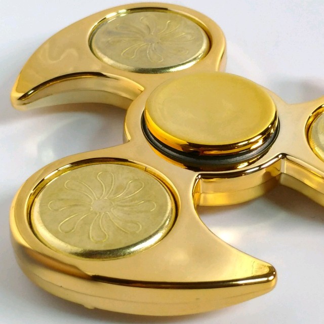 レア】高級ゴールド ハンドスピナー 限定 手裏剣型 Hand Spinner レア】高級ゴールド ハンドスピナー 限定 手裏剣型 Hand Spinner