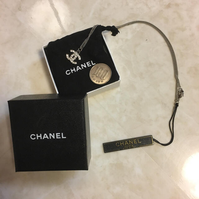 CHANEL(シャネル)のCHANEL 未使用ココマークネックレス レディースのアクセサリー(ネックレス)の商品写真