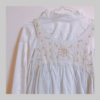 ダブルクローゼット(w closet)のw closet／刺繍ワンピース(ロングワンピース/マキシワンピース)