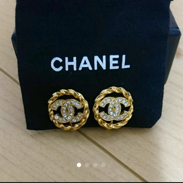 CHANEL ヴィンテージピアス