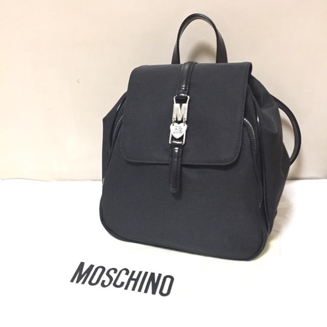 MOSCHINO(モスキーノ)のモスキーノ MOSCHINO レディースのバッグ(リュック/バックパック)の商品写真