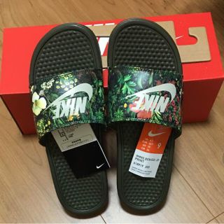 ナイキ(NIKE)の☆新品☆NIKE BENASSI JDI ベナッシ 花柄 グリーン系 26cm(サンダル)