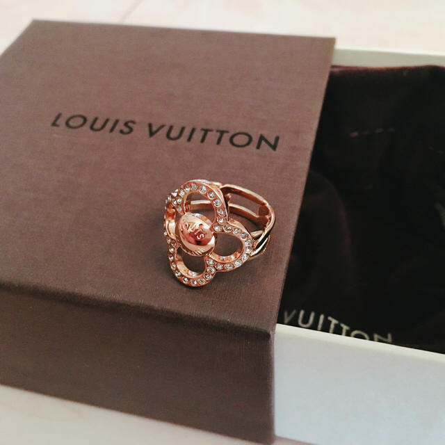 LOUIS VUITTON(ルイヴィトン)のLOUIS VUITTON ルイヴィトン リング レディースのアクセサリー(リング(指輪))の商品写真