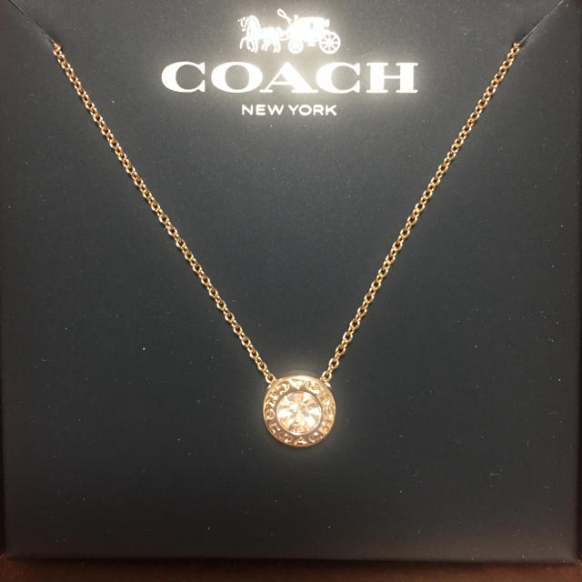 COACH(コーチ)のコーチ ネックレス ピンク × ゴールド レディースのアクセサリー(ネックレス)の商品写真