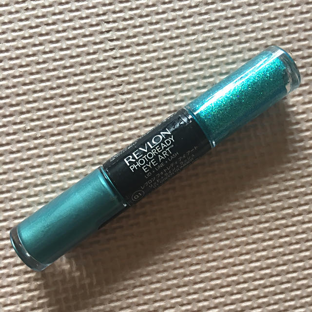 REVLON(レブロン)のREVLON＊アイシャドウ＊アイライナー コスメ/美容のベースメイク/化粧品(アイライナー)の商品写真