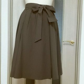 レッセパッセ(LAISSE PASSE)の新品✨ラップギャザースカート最終値下げ。(ひざ丈スカート)