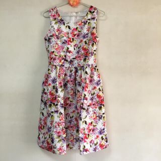 トッコ(tocco)の未使用タグ付き◇tocco closet 花柄ワンピース(ひざ丈ワンピース)