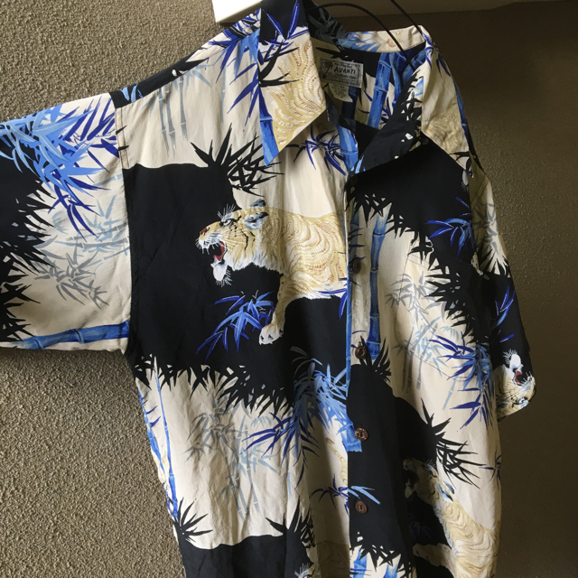 アロハシャツ / 開襟シャツ / オープンカラーシャツ M 黒 菅田将 アロハシャツ / 開襟シャツ / オープンカラーシャツ M 黒 菅田将