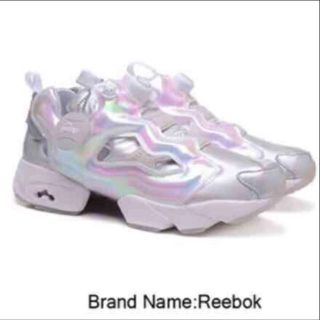 リーボック(Reebok)のスニーカー Reebok ポンプフューリー(スニーカー)