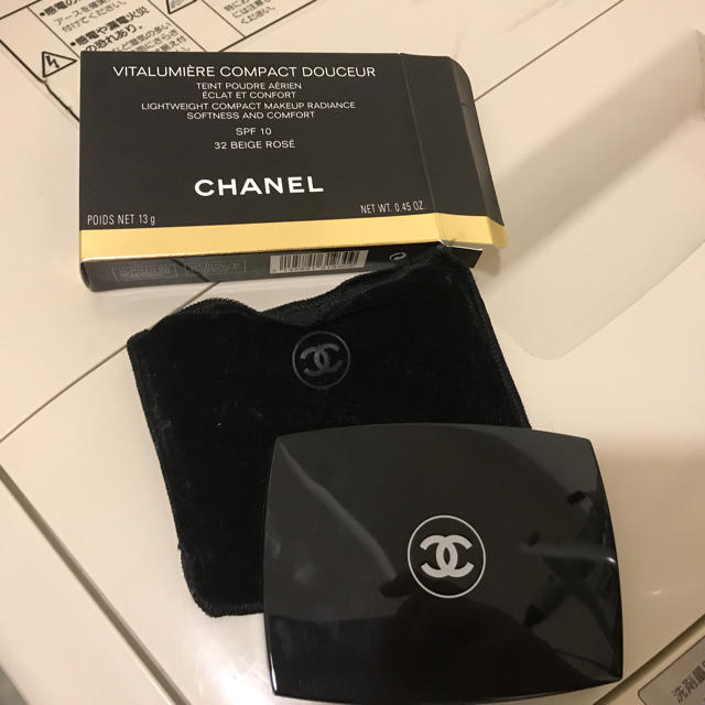 CHANEL(シャネル)のシャネルファンデ コスメ/美容のベースメイク/化粧品(ファンデーション)の商品写真