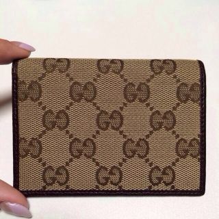 グッチ(Gucci)の定期入れ★送料込★GW特価(名刺入れ/定期入れ)