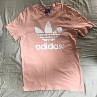 アディダス(adidas)のadidas tシャツ(Tシャツ(半袖/袖なし))