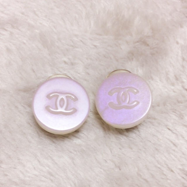 CHANEL(シャネル)のCHANEL♡イヤリング レディースのアクセサリー(イヤリング)の商品写真