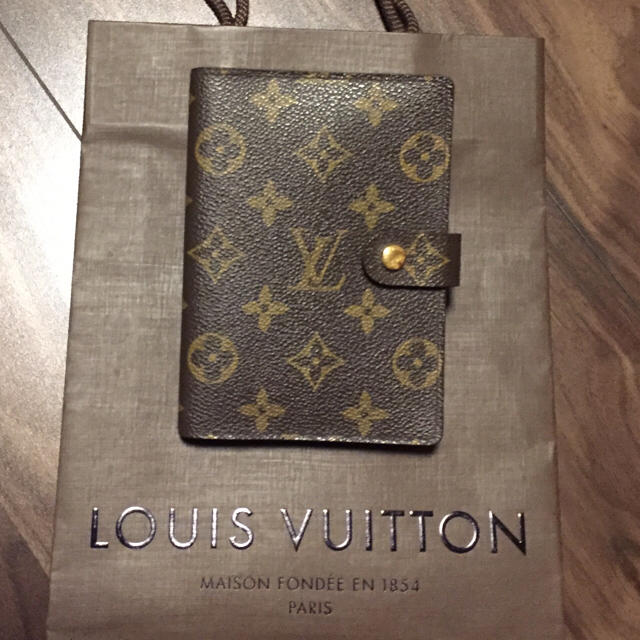 LOUIS VUITTON(ルイヴィトン)のルイヴィトン ★美品★ 手帳 メンズのファッション小物(手帳)の商品写真