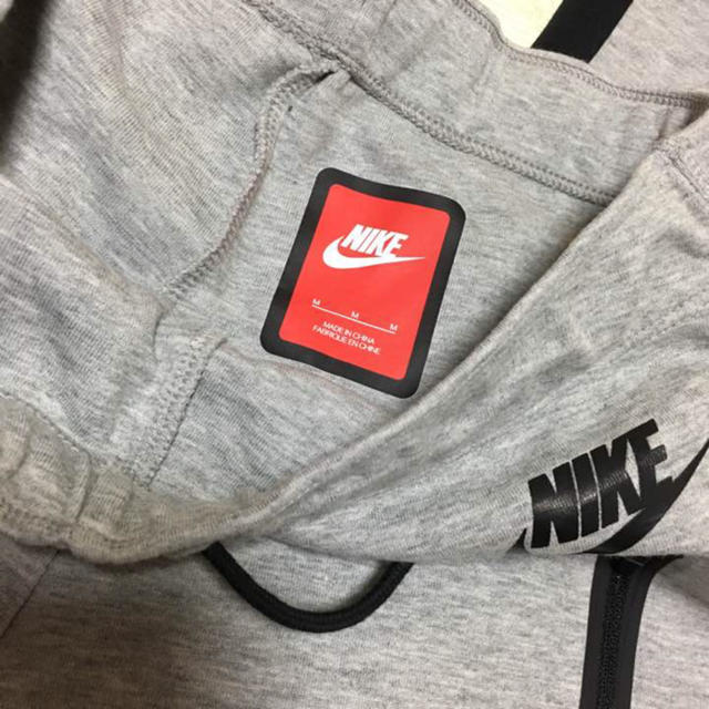 NIKE(ナイキ)のnike テックパンツ スウェットパンツ/シップス ビームス todayful レディースのパンツ(カジュアルパンツ)の商品写真