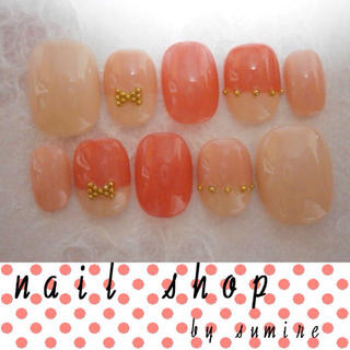 sネイルチップバイカラーリボン オレンジ コスメ/美容のネイル(つけ爪/ネイルチップ)の商品写真