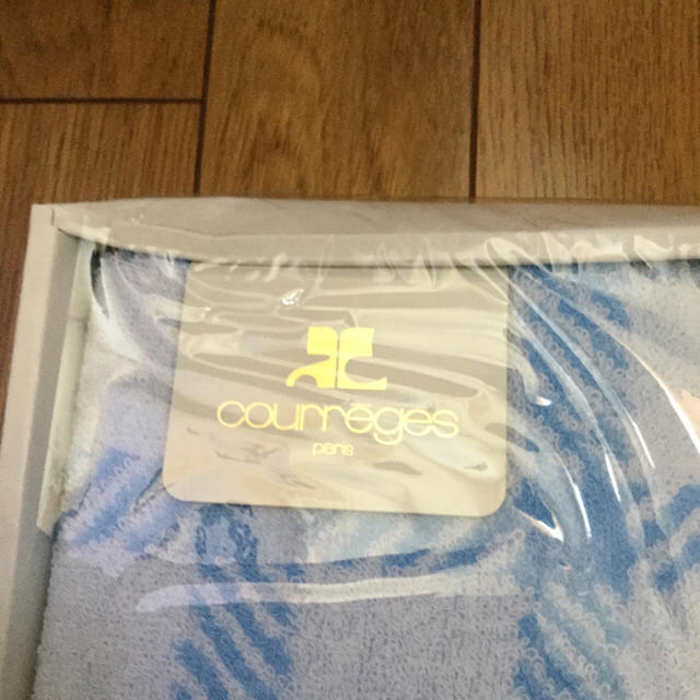 Courreges(クレージュ)の★しの様★新品 クレージュ タオルセット 4枚 レディースのファッション小物(ハンカチ)の商品写真