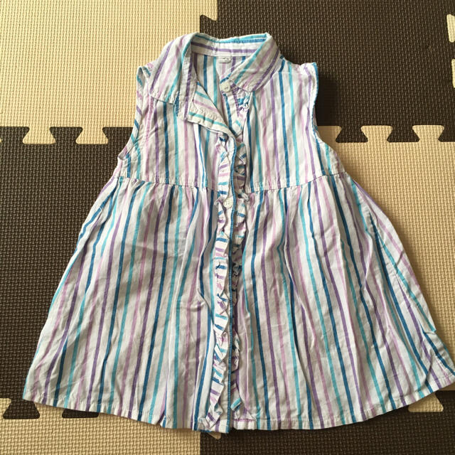 西松屋(ニシマツヤ)のマルチストライプノースリーブワンピース80 キッズ/ベビー/マタニティのベビー服(~85cm)(ワンピース)の商品写真