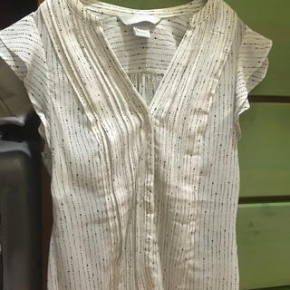エイチアンドエム(H&M)のH&Mトップス(Tシャツ(半袖/袖なし))