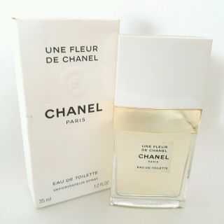 シャネル(CHANEL)の限定商品 アン フルール ドゥ シャネル 35ml EDT(香水(女性用))