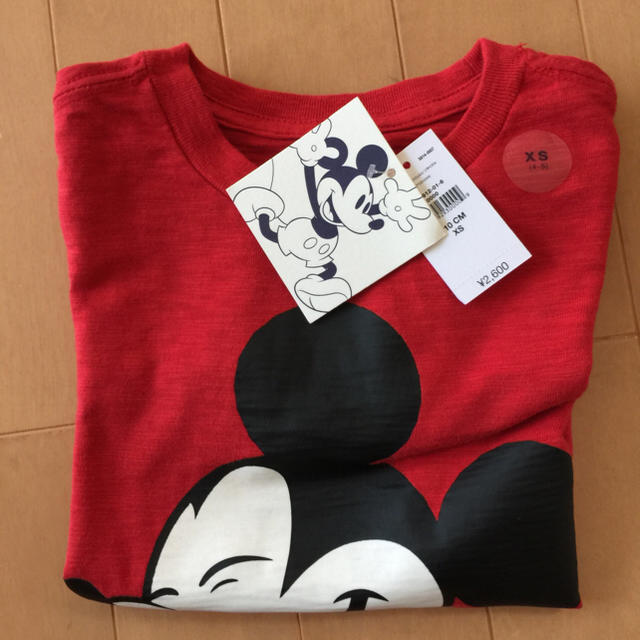 GAP Kids(ギャップキッズ)のギャップキッズ gap kids ディズニー ミッキー Tシャツ 送料込❣️ キッズ/ベビー/マタニティのキッズ服男の子用(90cm~)(Tシャツ/カットソー)の商品写真