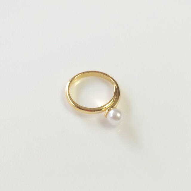 139☆6mmホワイトパールのリング♡ レディースのアクセサリー(リング(指輪))の商品写真