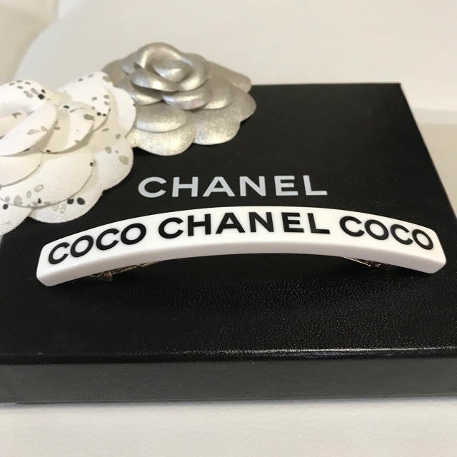 CHANEL - oto様専用♡ 新品未使用！CHANEL & COCO ロゴ バレッタの通販 by ラメール's shop｜シャネルならラクマ