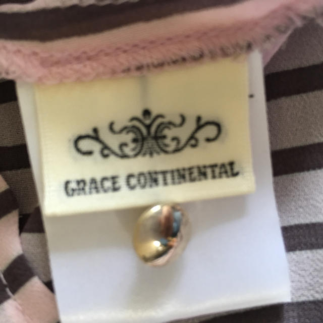 GRACE CONTINENTAL(グレースコンチネンタル)のGRACE CONTINENTAL   ノースリーブブラウス レディースのトップス(シャツ/ブラウス(半袖/袖なし))の商品写真