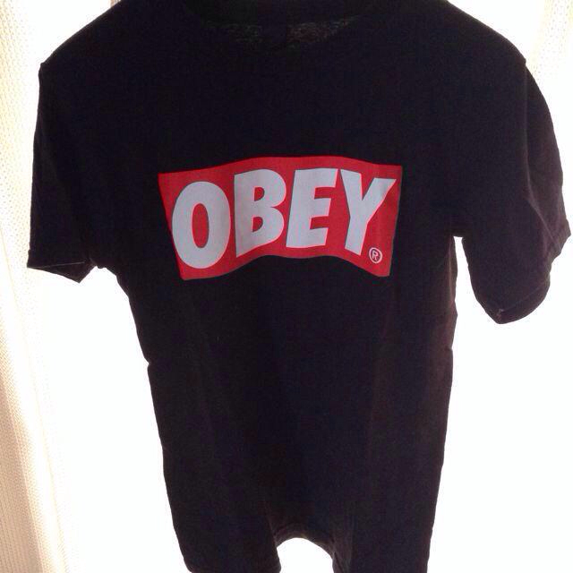 お値下げ！OBEY Tシャツ レディースのトップス(Tシャツ(半袖/袖なし))の商品写真