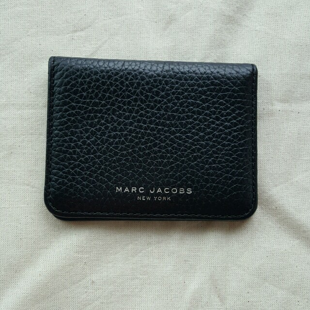 MARC JACOBS パスケース