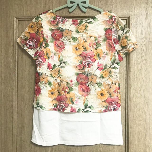 PAGEBOY(ページボーイ)のPAGEBOY 花柄レースＴシャツ レディースのトップス(Tシャツ(半袖/袖なし))の商品写真
