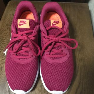 ナイキ(NIKE)の★mrkさま専用★NIKE ショッキングピンク(スニーカー)