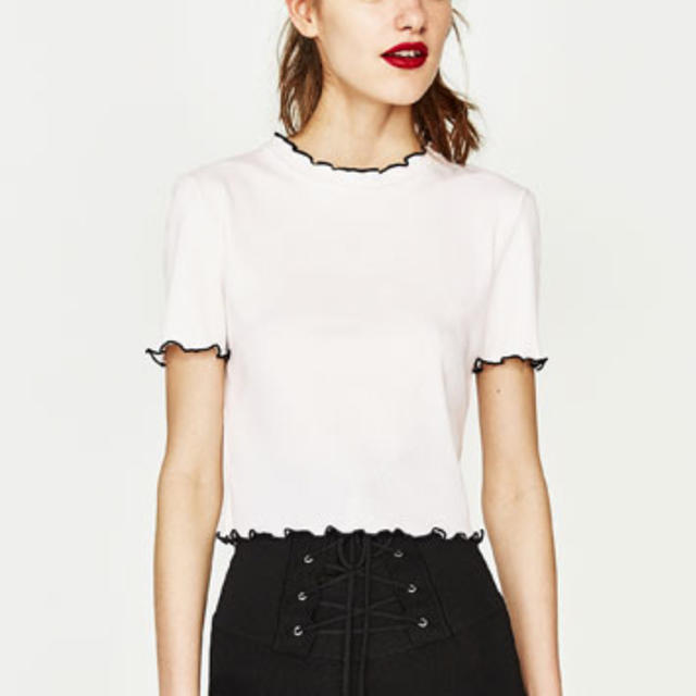 ZARA(ザラ)のリブ編みクロップトップス レディースのトップス(Tシャツ(半袖/袖なし))の商品写真