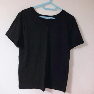 コウベレタス(神戸レタス)のVネック 黒Tシャツ(Tシャツ(半袖/袖なし))