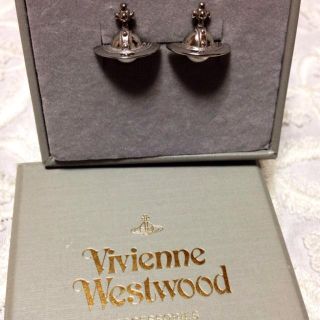 ヴィヴィアンウエストウッド(Vivienne Westwood)のVivienneWestwood♡ピアス(ピアス)