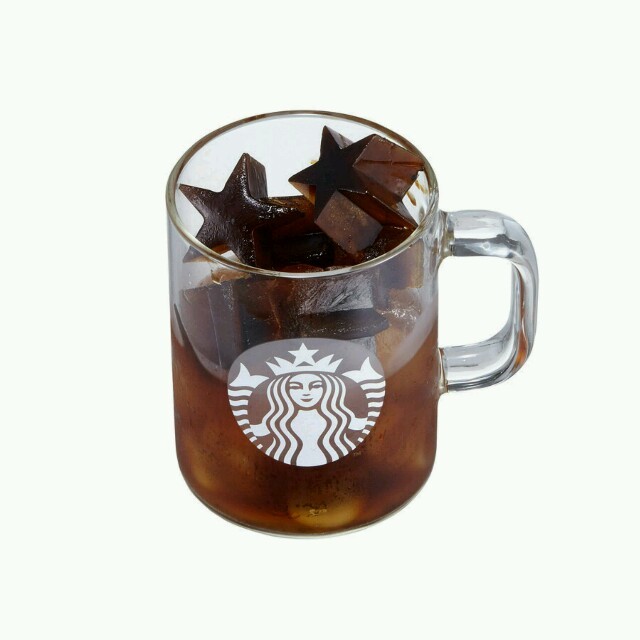 Starbucks Coffee(スターバックスコーヒー)の新品♡スターバックス 星型 氷 アイストレー インテリア/住まい/日用品のキッチン/食器(その他)の商品写真